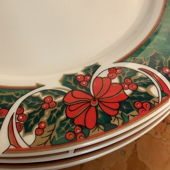 Vintage Gibson Everyday Christmas Dinner Plates Set of 4 Marble Holly - Picture 3 of 6